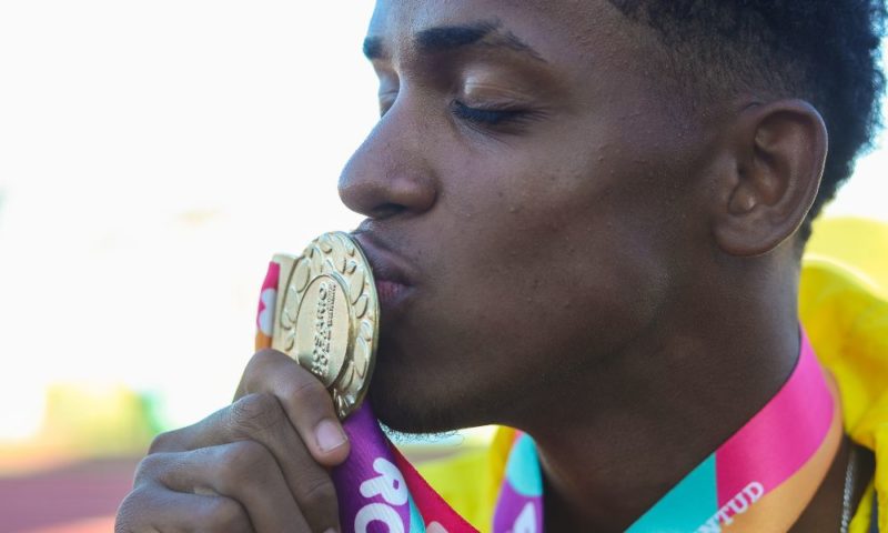 Jogos da Juventude: tem medalha? então tem beijinho e selfie para registrar &#8211; Foto: divulgação time brasil