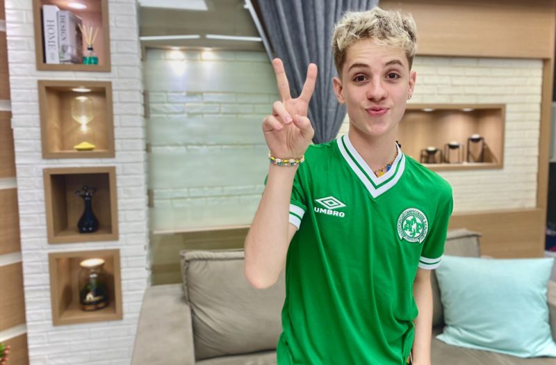 Juliano Floss, de 17 anos, nasceu em Pinhalzinho, mas morava em Chapec&oacute; – Foto: Willian Ricardo/ND