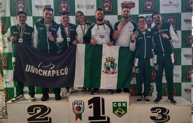 Sete atletas de Chapecó participaram da competição &#8211; Foto: Divulgação/ND