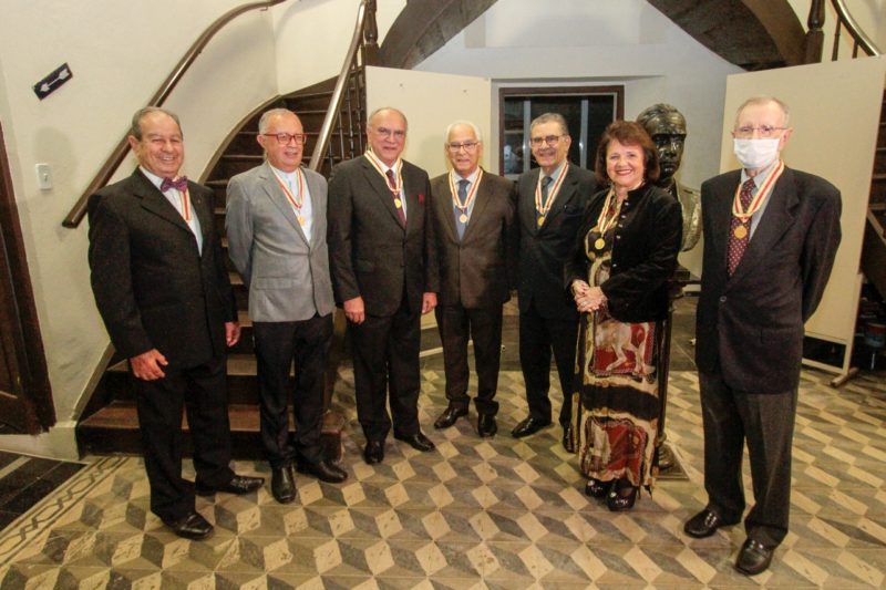 Luiz Alberto Silveira e confrades