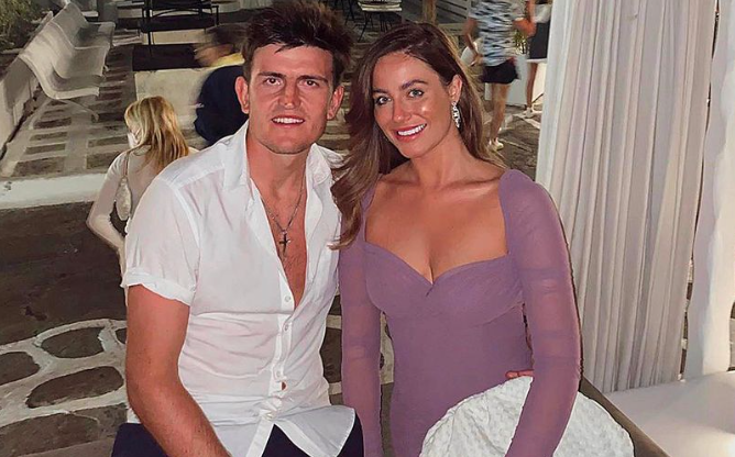 Maguire e sua noiva em casamento misterioso – Foto: Instagram