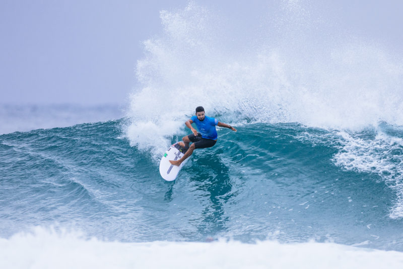 Cearense Michael Rodrigues tamb&eacute;m vai representar o time verde e amarelo na terceira fase na Austr&aacute;lia – Photo by Matt Dunbar/World Surf League
