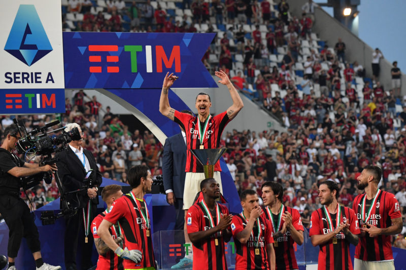 Sob a batuta de Zlatan Ibrahimovic, Milan conquista novamente o Campeonato Italiano &#8211; Foto: Tiziana FABI/AFP/ND