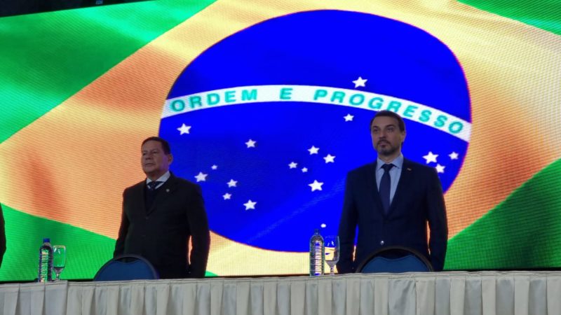Vice-presidente Hamilton Mourão e o governador de SC, Carlos Moisés &#8211; Foto: Divulgação/ND