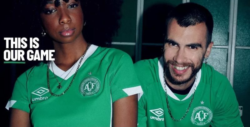 Chapecoense lan&ccedil;a novo uniforme para a temporada – Foto: Chapecoense/Divulga&ccedil;&atilde;o