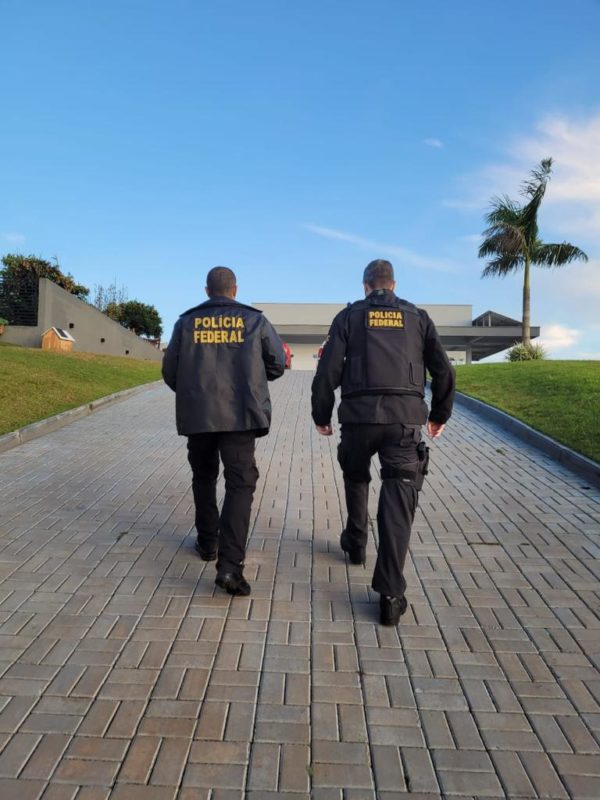 Pol&iacute;cia Federal deflagra opera&ccedil;&atilde;o para desarticular vida de luxo de narcotraficante em Santa Catarina – Foto: Pol&iacute;cia Federal/ND