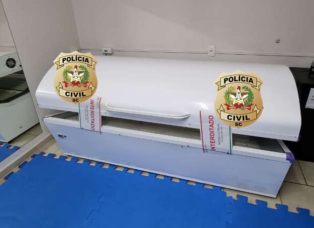 Cl&iacute;nica oferecia servi&ccedil;o de bronzeamento artificial. – Foto: Pol&iacute;cia Civil/Divulga&ccedil;&atilde;o/ND
