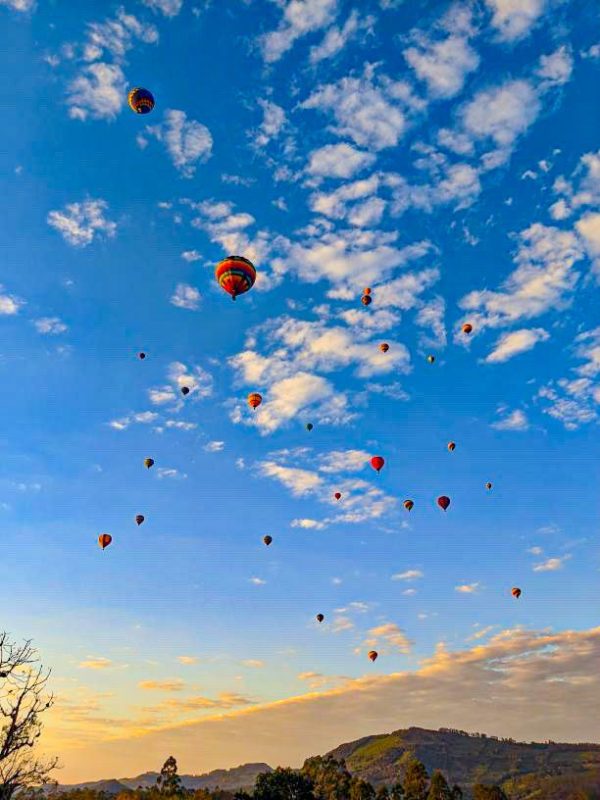 Voo de balão em Praia Grande – Foto: Secretaria de Turismo de Praia Grande/Divulgação