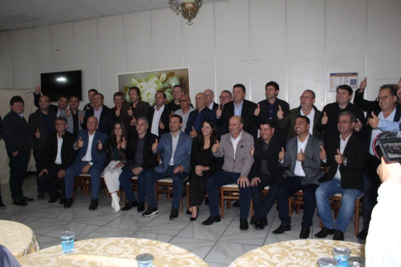 Prefeitos da Amesc aproveitaram tamb&eacute;m para pedir por novos investimentos na regi&atilde;o – Foto: Divulga&ccedil;&atilde;o/ND