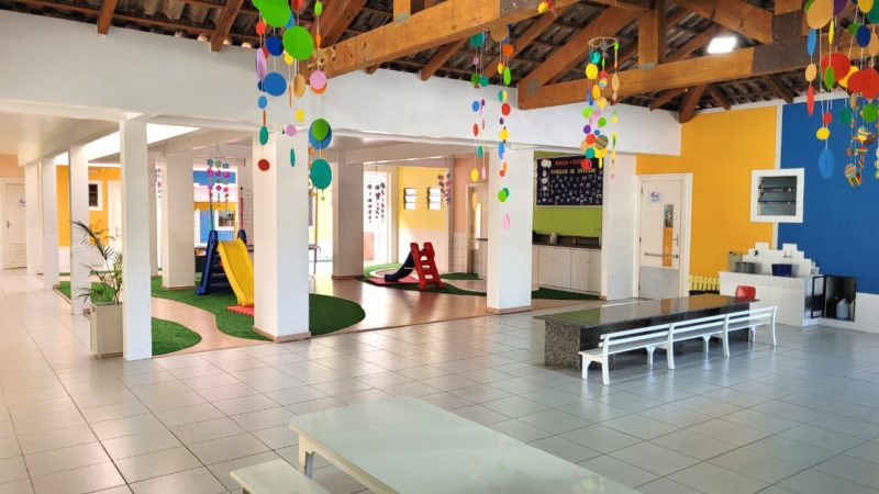 Sala de aula foi transformada em um parquinho &mdash; Foto: Prefeitura de Saudades/ND