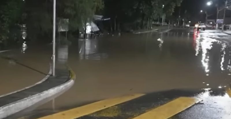 Pesquisador explica porque rios transbordaram em cidades catarinenses &#8211; Foto: Frame/NDTV/Divulgação