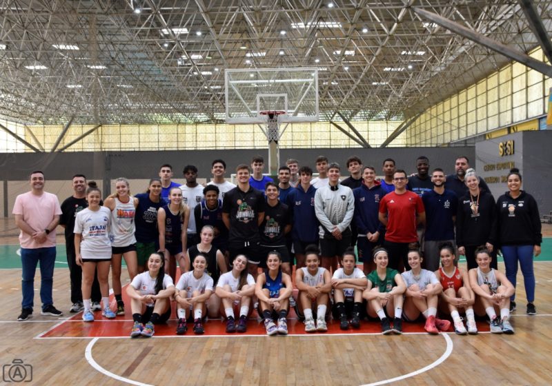 Novo técnico convoca Seleção Brasileira masculina de basquete para