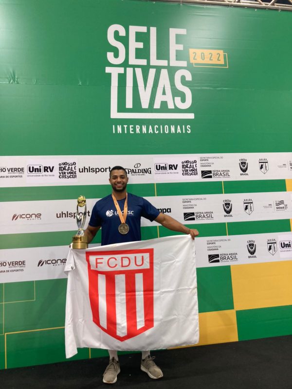 Luís Eduardo Camarço Rodrigues, faturou o ouro nas Seletivas internacionais e uma vaga para o México &#8211; Foto: divulgação FCDU