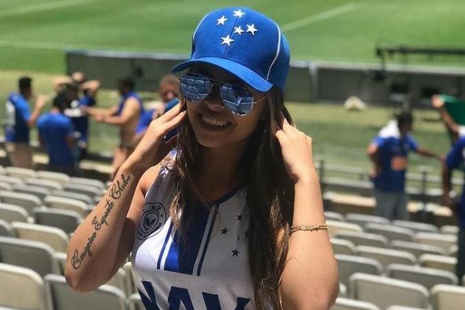 Torcedora do Cruzeiro foi homenageada pelo clube; mais uma v&iacute;tima de feminic&iacute;dio no Brasil – Foto: Cruzeiro EC/Divulga&ccedil;&atilde;o/ND