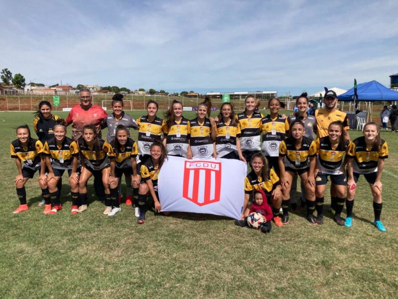 Futebol Feminino: Time de Criciúma conquistou uma vaga nas semifinais com direito a placar de 39 x 0 na fase classificatória!!! &#8211; Foto: divulgação FCDU