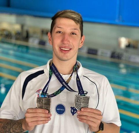 Isaac Lorenzo de Jesus conquista as medalhas de prata no 200 e 400 metros. s&oacute; ficou atr&aacute;s do campe&atilde;o do mundo paraol&iacute;mpico – Foto: Ronaldo Costa;divulga&ccedil;&atilde;o/ND