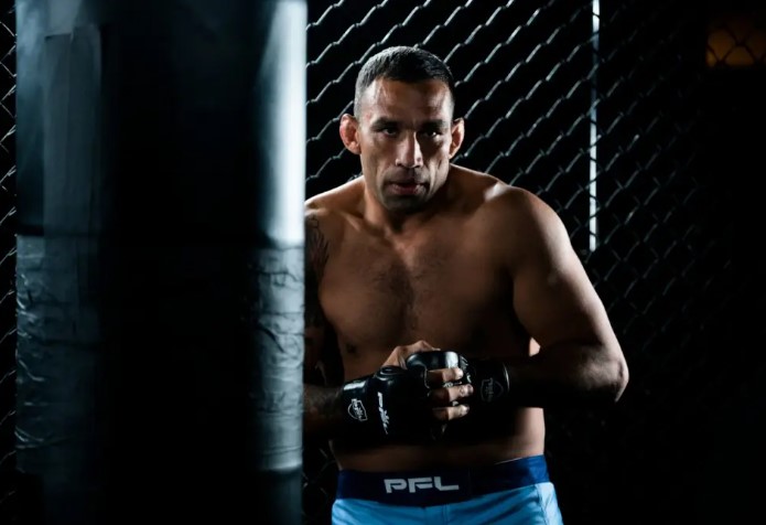 Combate - Ex-campeão dos pesos-pesados, Fabricio Werdum retorna