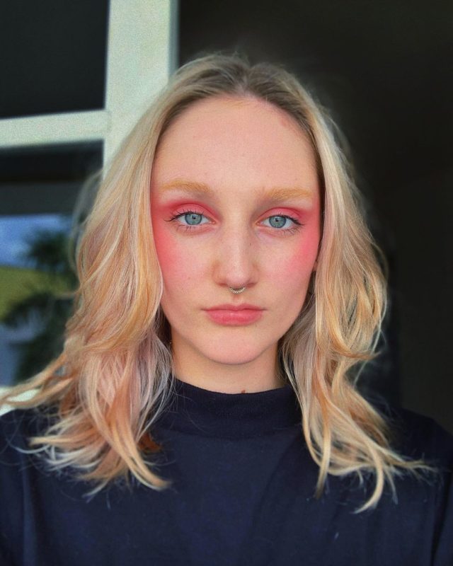 Ida Comandolli &eacute; produtora de moda e estuda a influ&ecirc;ncia dos anos 2000 na moda atual – Foto: Reprodu&ccedil;&atilde;o Internet/Arquivo Pessoal