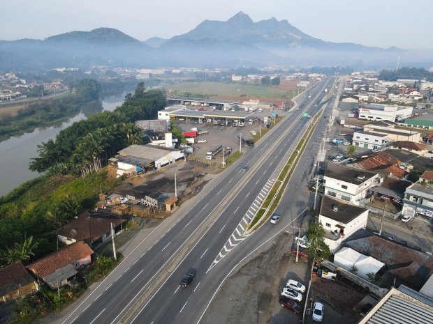 The state section BR-280 is nearly nine kilometers long.  – Photo: Cristiano Estrela/Secom