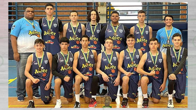 ADIEE Avaí conquistou o título do Sul-Brasileiro Sub-15 em Lajeado RS – Foto: divulgação FCB