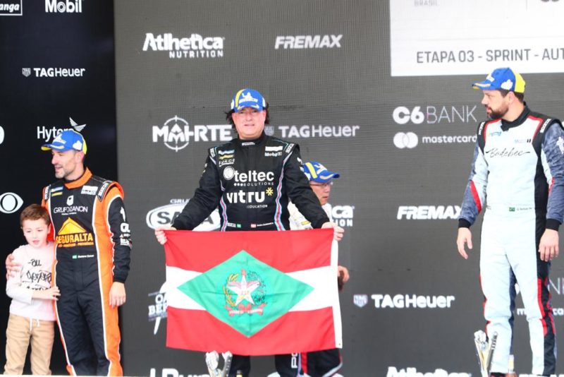 Piloto catarinense, André Gaidzinski conquista o segundo lugar na categoria Sport da Sprint Challenge
