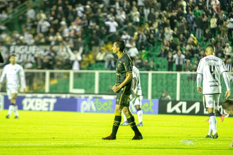 Ataque do Figueirense vive momento difícil na Série C