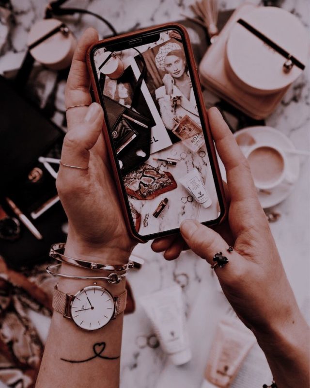 Com as informações corretas, essa funcionalidade dentro do Instagram, que muitos ainda não sabem como usar, melhora a divulgação das marcas e aumenta as chances de venda dos produtos das empresas