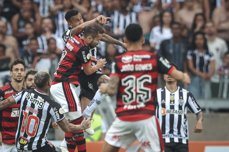 Atlético-MG e Flamengo voltam a se enfrentar nesta quarta-feira