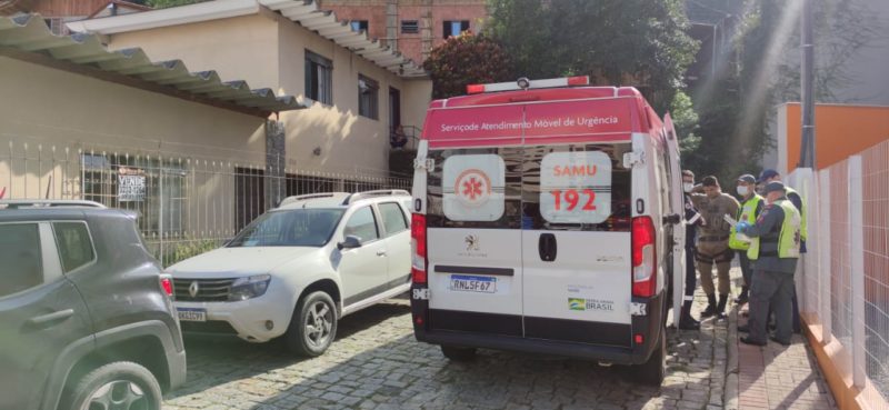 Beb&ecirc; de nove meses morre engasgada em Blumenau – Foto: Rodrigo Vieira/NDTV