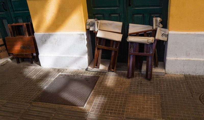 Mesmo os boxes que se encontram fechados precisam ser liberados – Foto: Diorgenes Pandini/Especial para o ND