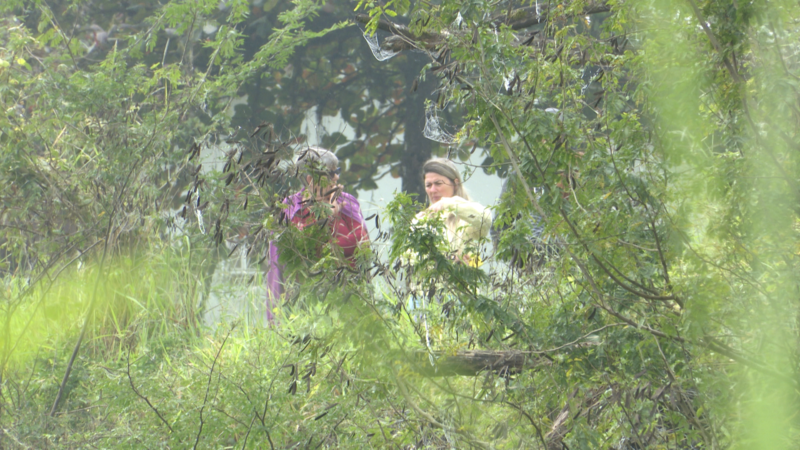 Familiares tamb&eacute;m acompanham as buscas – Foto: Ricardo Alves/NDTV