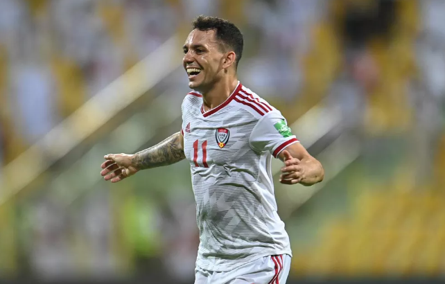 Caio Canedo j&aacute; defendeu o Figueirense – Foto: Twitter Emirados &Aacute;rabes/Divulga&ccedil;&atilde;o