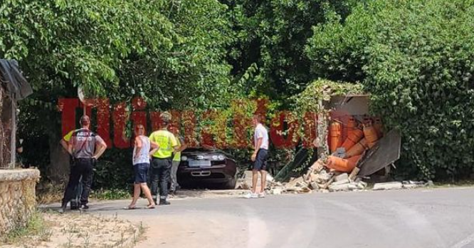 Cristiano Ronaldo's car invaded home –  Photo: Reproduction Twitter