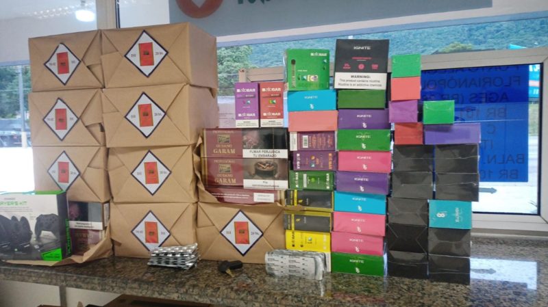 Carga est&aacute; sob posse da Receita Federal, na delegacia de Florian&oacute;polis – Foto: Divulga&ccedil;&atilde;o/ND