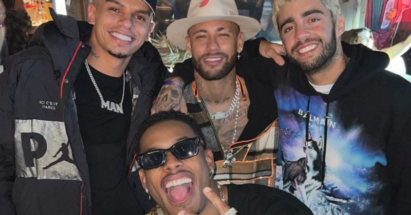 ‘Par&ccedil;as’ de Neymar aproveitam festa junina em mans&atilde;o do craque – Foto: Reprodu&ccedil;&atilde;o/Internet