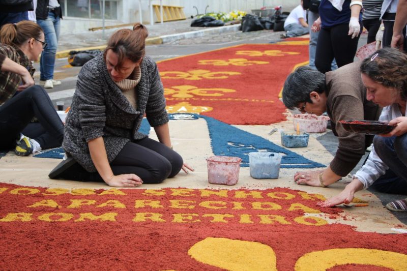 Ruas ser&atilde;o interditadas para confec&ccedil;&atilde;o dos tapetes de Corpus Christi – Foto: Diocese/Divulga&ccedil;&atilde;o
