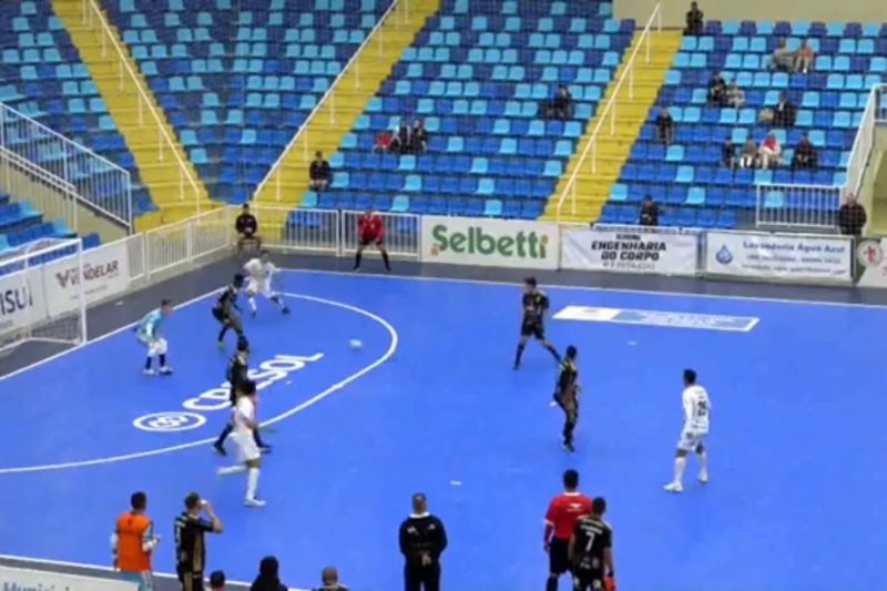 S&atilde;o Francisco foi derrotado pelo Tubar&atilde;o na noite de ter&ccedil;a-feira (21) – Foto: Reprodu&ccedil;&atilde;o/Federa&ccedil;&atilde;o Catarinense de Futsal