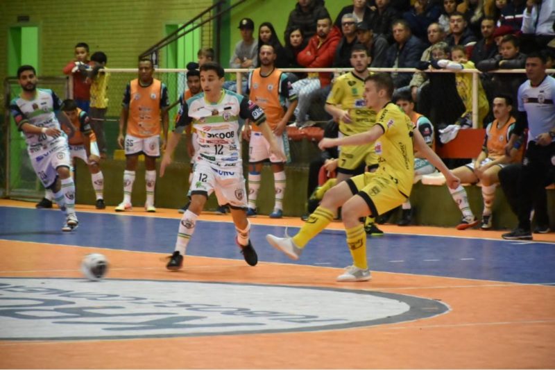 Jaragu&aacute; sofreu a primeira derrota no Estadual na noite de quarta-feira (8) – Foto: Renata Westphal/Jornal A Semana