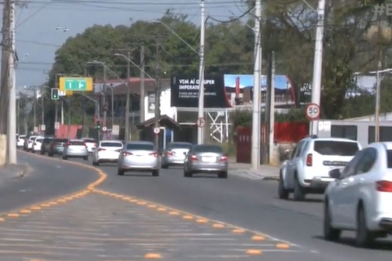Moradores reclamam que as mudan&ccedil;as deixaram o tr&acirc;nsito com congestionamentos maiores que antes – Foto: Reprodu&ccedil;&atilde;o/BG/NDTV