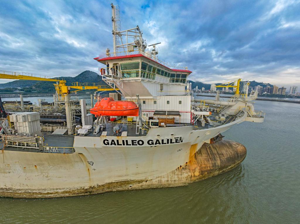 The dredge was activated by the Port Authority of Itajai - Luis Gustavo Debiasi / ND