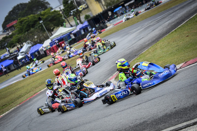26 pilotos largaram na categoria Junior que teve vitória do catarinense Alfredinho Ibiapina na Copa São Paulo Light de Kart &#8211; Foto: Eni Alves