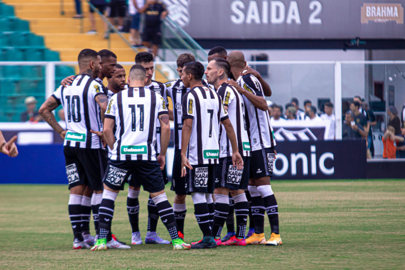Grana prometida pela CBF &eacute; muito bem-vinda para o caixa do Figueirense em um ano dif&iacute;cil de reconstru&ccedil;&atilde;o e de disputas deficit&aacute;rias de um Brasileiro da S&eacute;rie C – Foto: Patrick Floriani/FFC