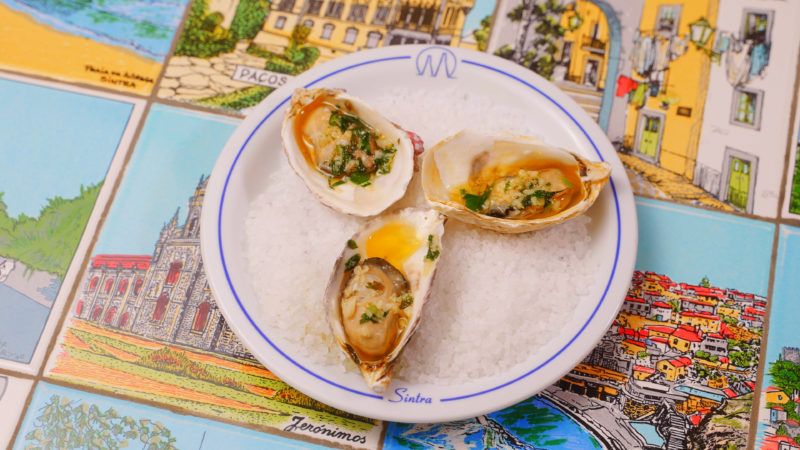 Para a entrada, Ostras &agrave; Bulh&atilde;o Pato – Foto: Heitor Pergher