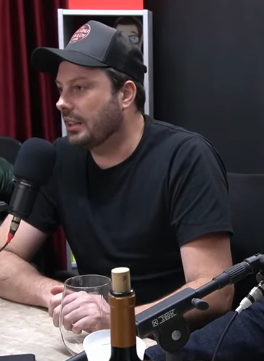 Danilo Gentili cr&iacute;tica looks de Lu&iacute;za Sonza em podcast – Foto: Reprodu&ccedil;&atilde;o/YouTube/Divulga&ccedil;&atilde;o/ND