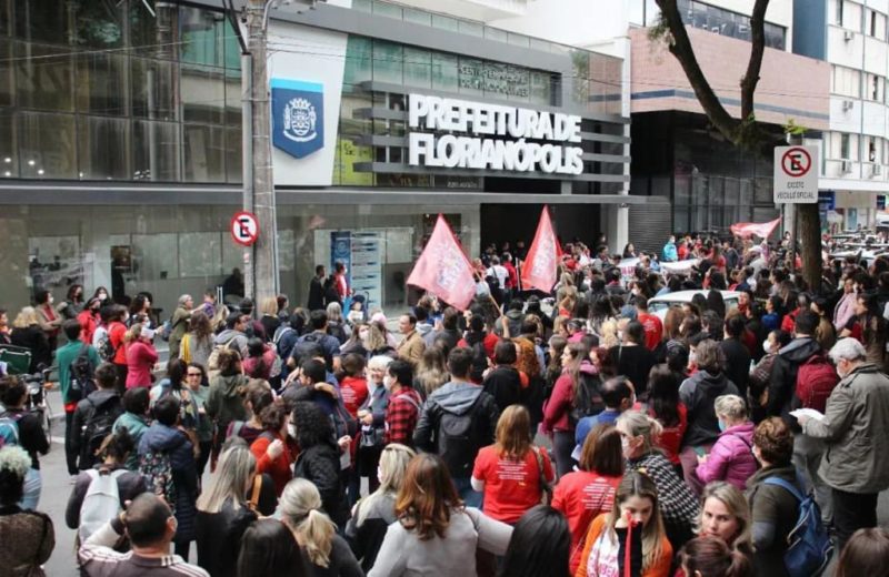 Servidores de Florian&oacute;polis entraram em greve por tempo indeterminado – Foto: Sintrasem/Instagram/ND