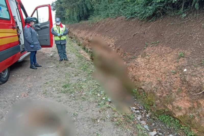 Corpo foi encontrado em vala no bairro Industrial I – Foto: CBM/Divulga&ccedil;&atilde;o