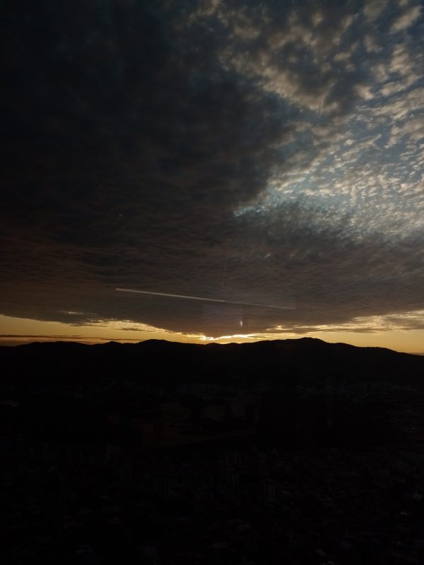 Dia amanheceu ensolarado na maioria do Estado, inclusive na Capital &mdash; Foto: Yasmin Mior/ND