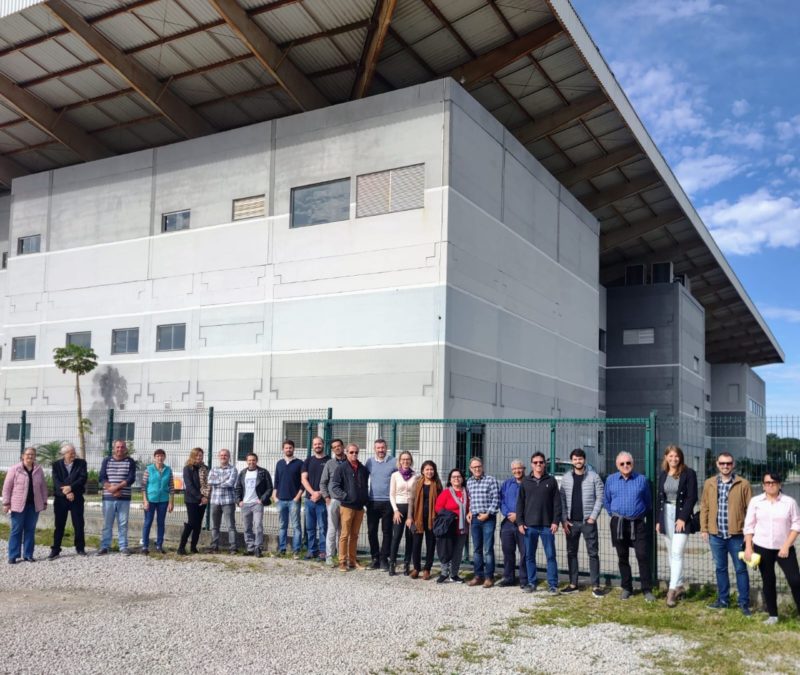Lideran&ccedil;as foram impedidas de entrar na &aacute;rea do Centro de Conven&ccedil;&otilde;es Luiz Henrique da Silva, em Canasvieiras – Foto: Divulga&ccedil;&atilde;o/ND