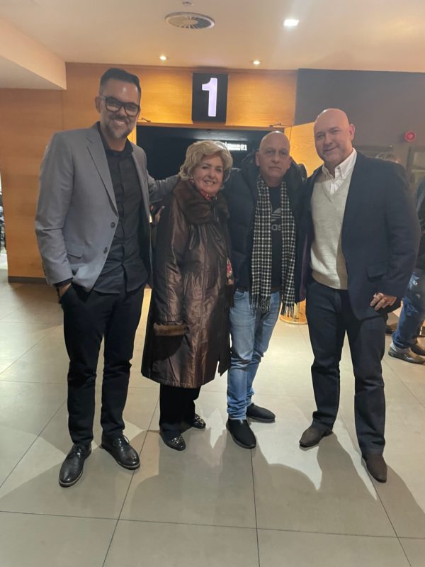 Anderson, Ivete Silveira, F&aacute;bio e Claudio, no lan&ccedil;amento do filme “O Dia da Virada” – Foto: Moacir Pereira