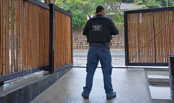 polícia civil interdita uso de mini lareira 